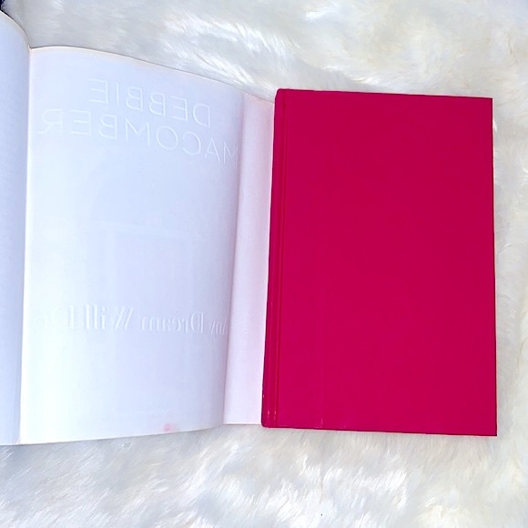 #1 New York’s Times Best Seller Book »Debbie Macomber« “Any Dream Will Do” - Picture 9 of 16